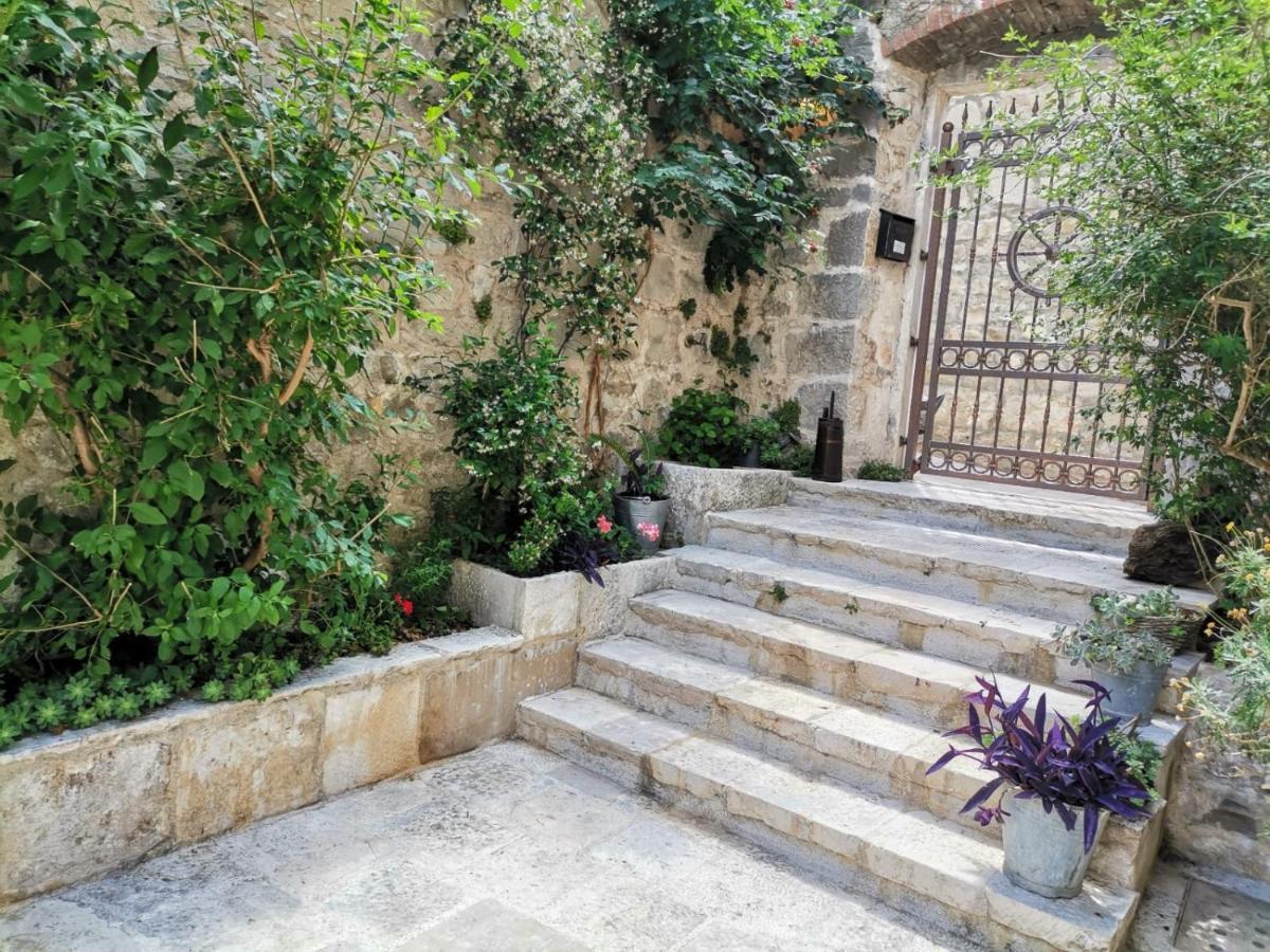Old Town Studio Apartments Makarska Luaran gambar